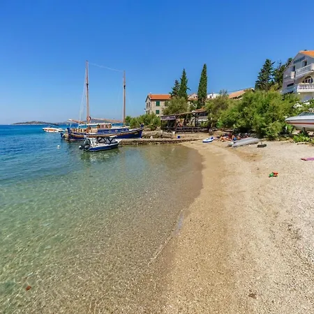 House Stone House Island Prvic