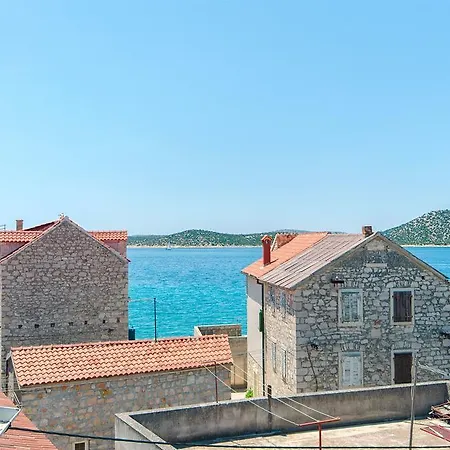House Stone House Island Prvic 普维克瑟普瑞内