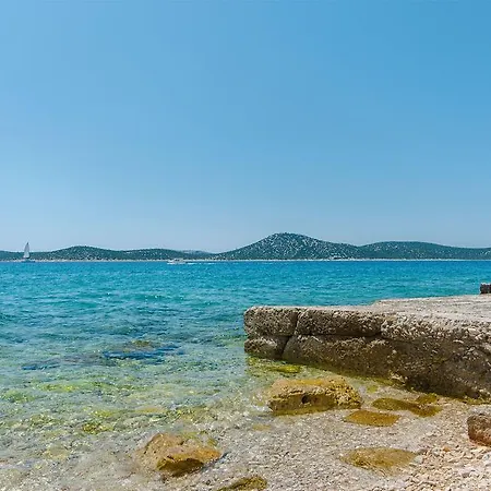 House Stone House Island Prvic