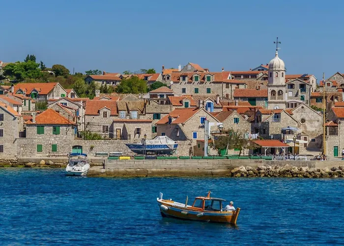 House Stone House Island Prvic פרוויץ' שפורינה