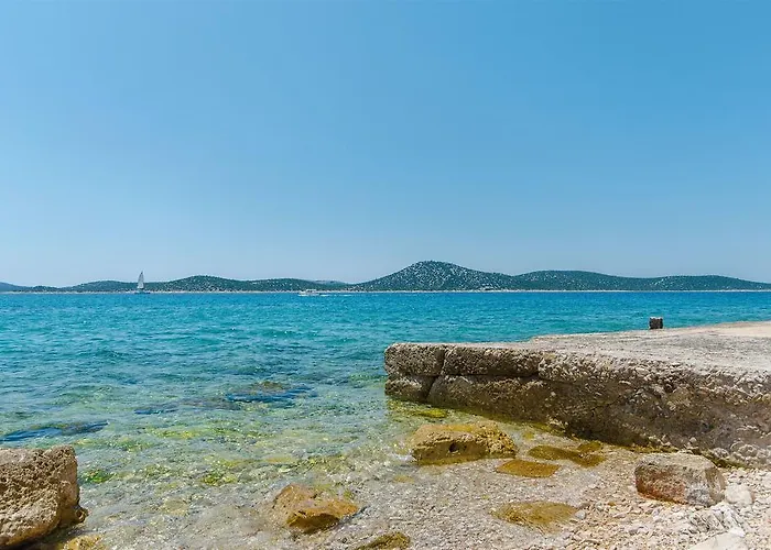 House Stone House Island Prvic