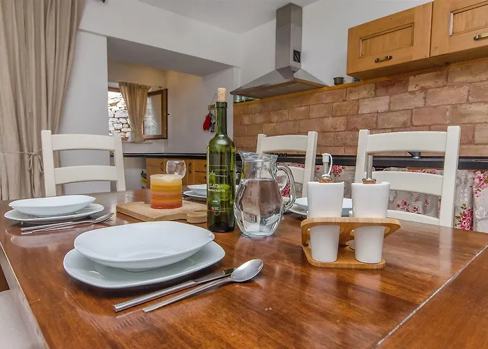 House Stone House Island Prvic Ferienhaus