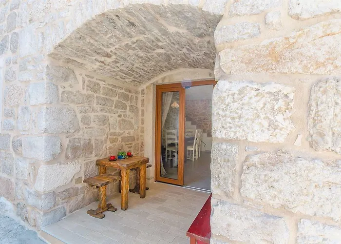 Ferienhaus House Stone House Island Prvic *